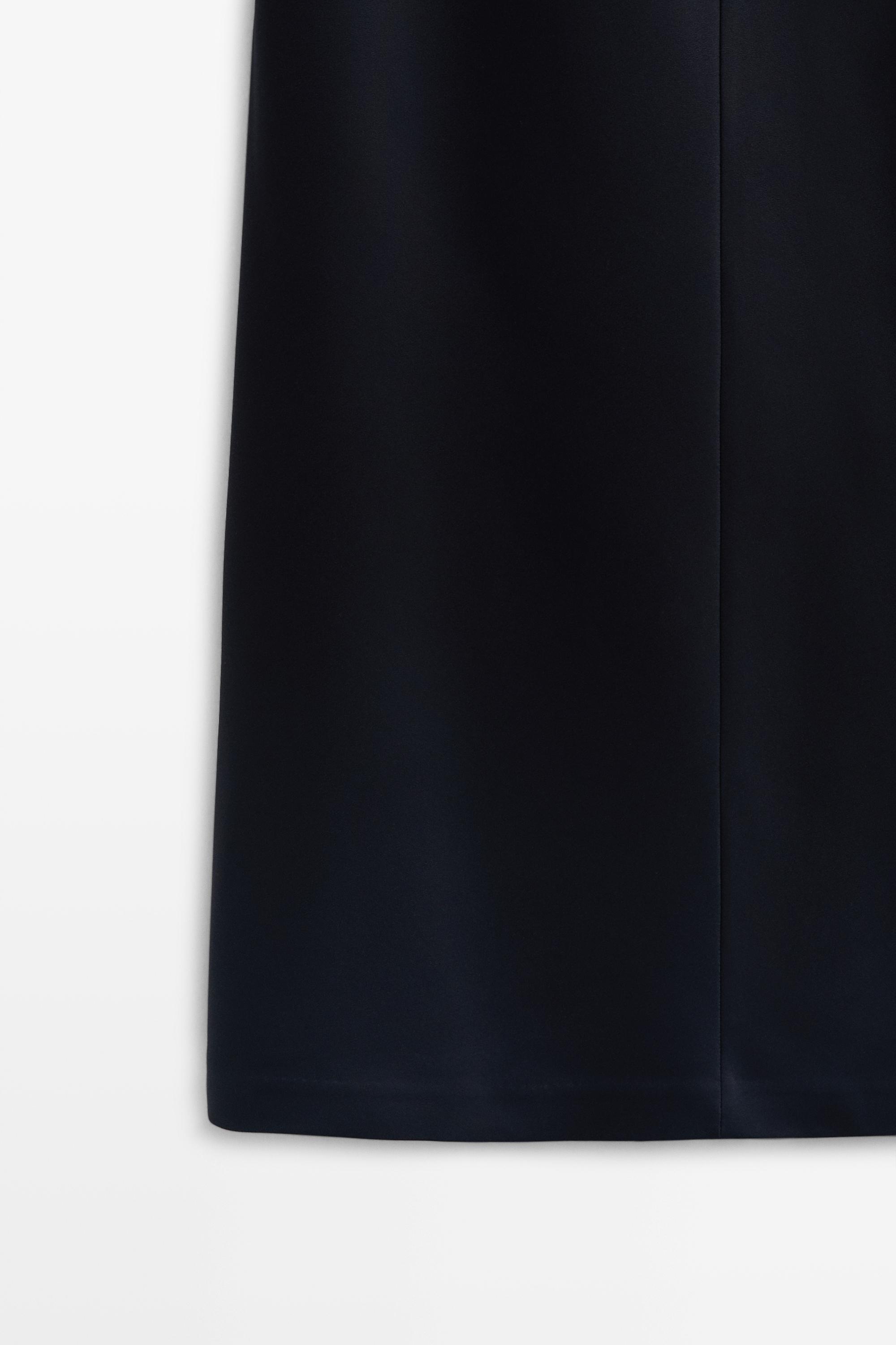 Robe midi à fines bretelles