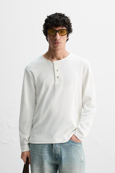 T-SHIRT WITH BUTTONED NECK - Ecru by Zara