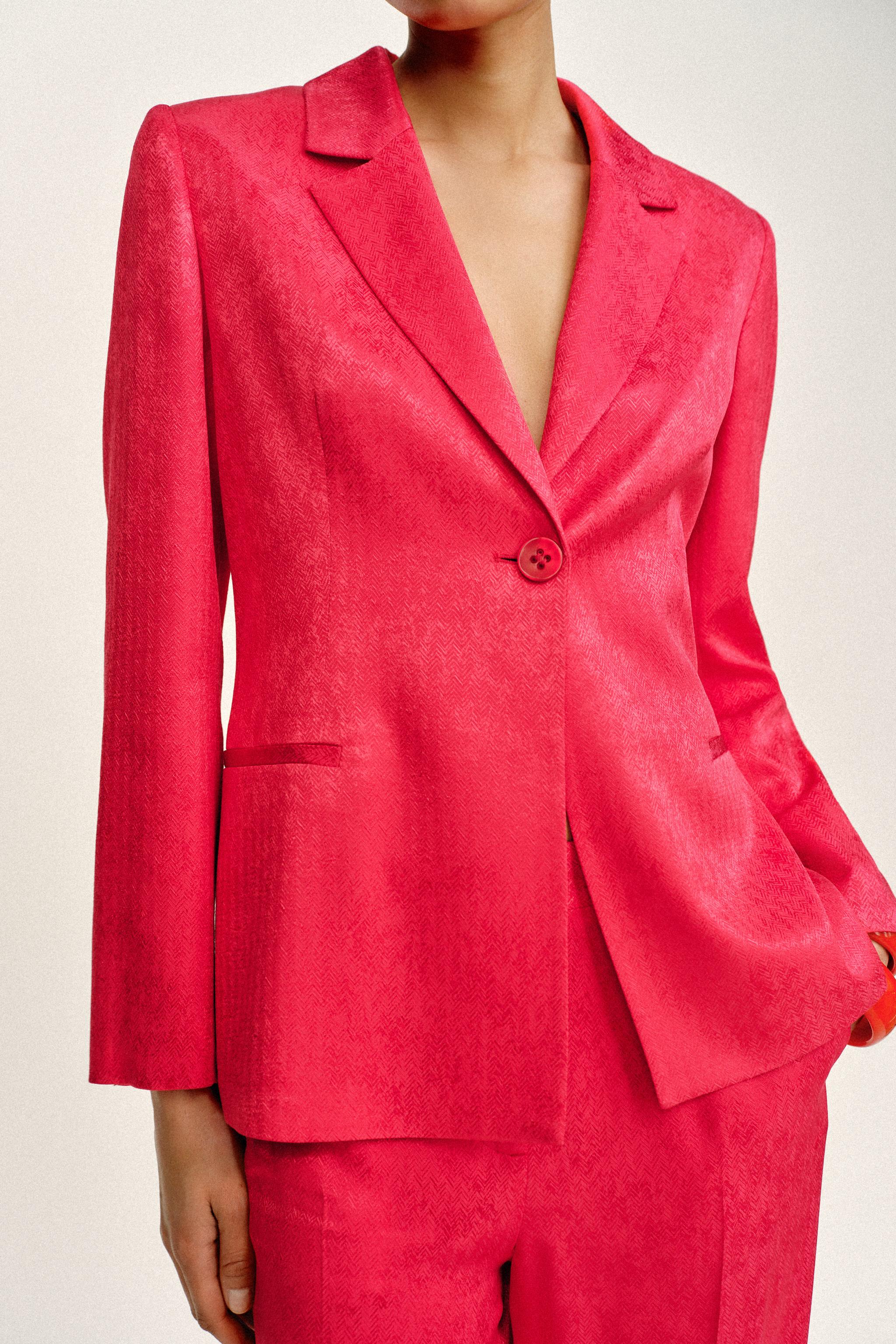 JACQUARD BLAZER WITH SHOULDER PADS