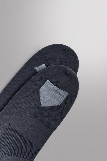 2-PACK OF TECHNICAL TRAINING SOCKS - Ink blue by Zara - Image 2
