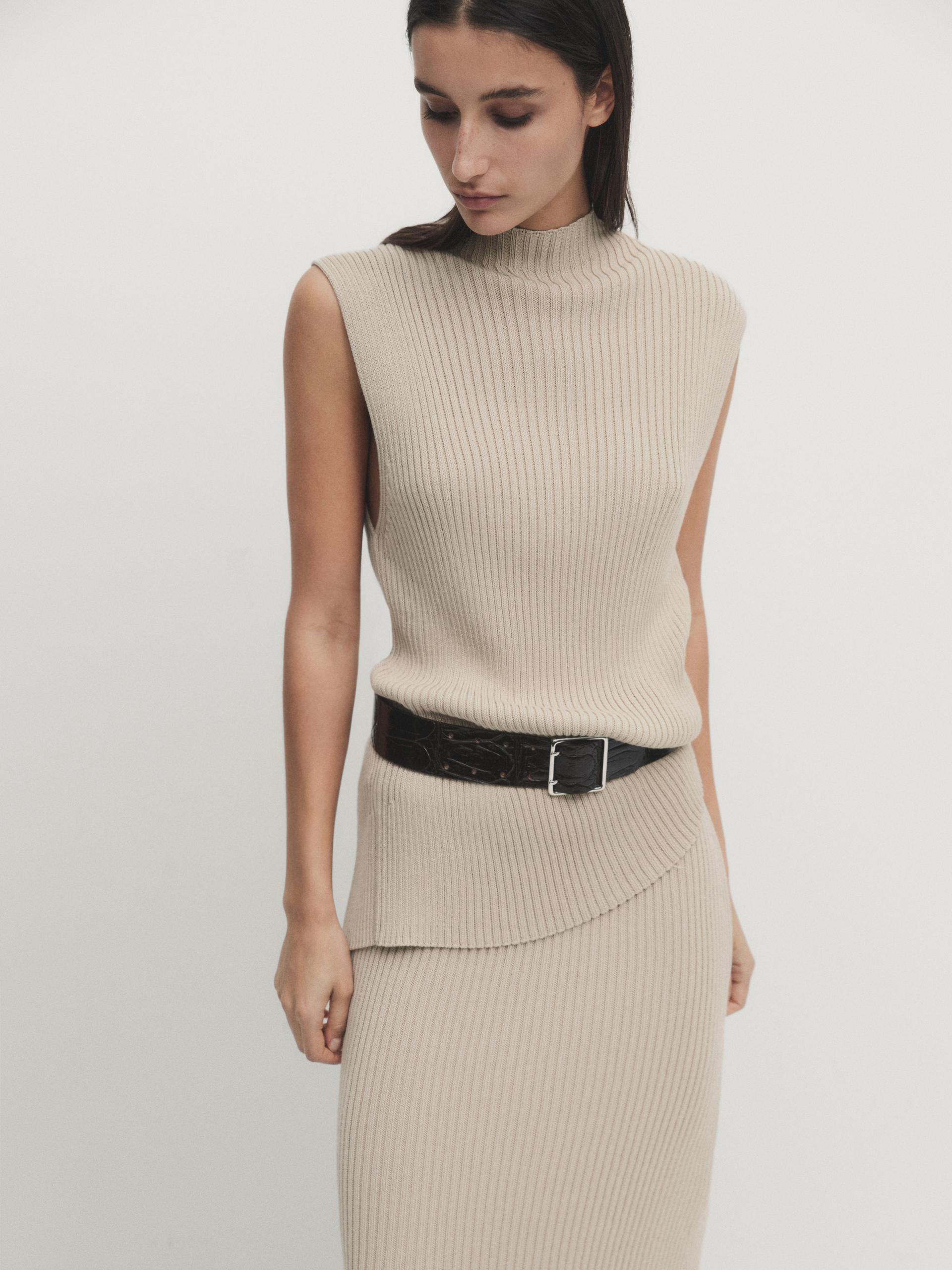 Long ribbed skirt with slit detail - Stone