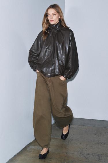 CHAQUETA BOMBER EFECTO PIEL ZW COLLECTION - Gris topo de Zara