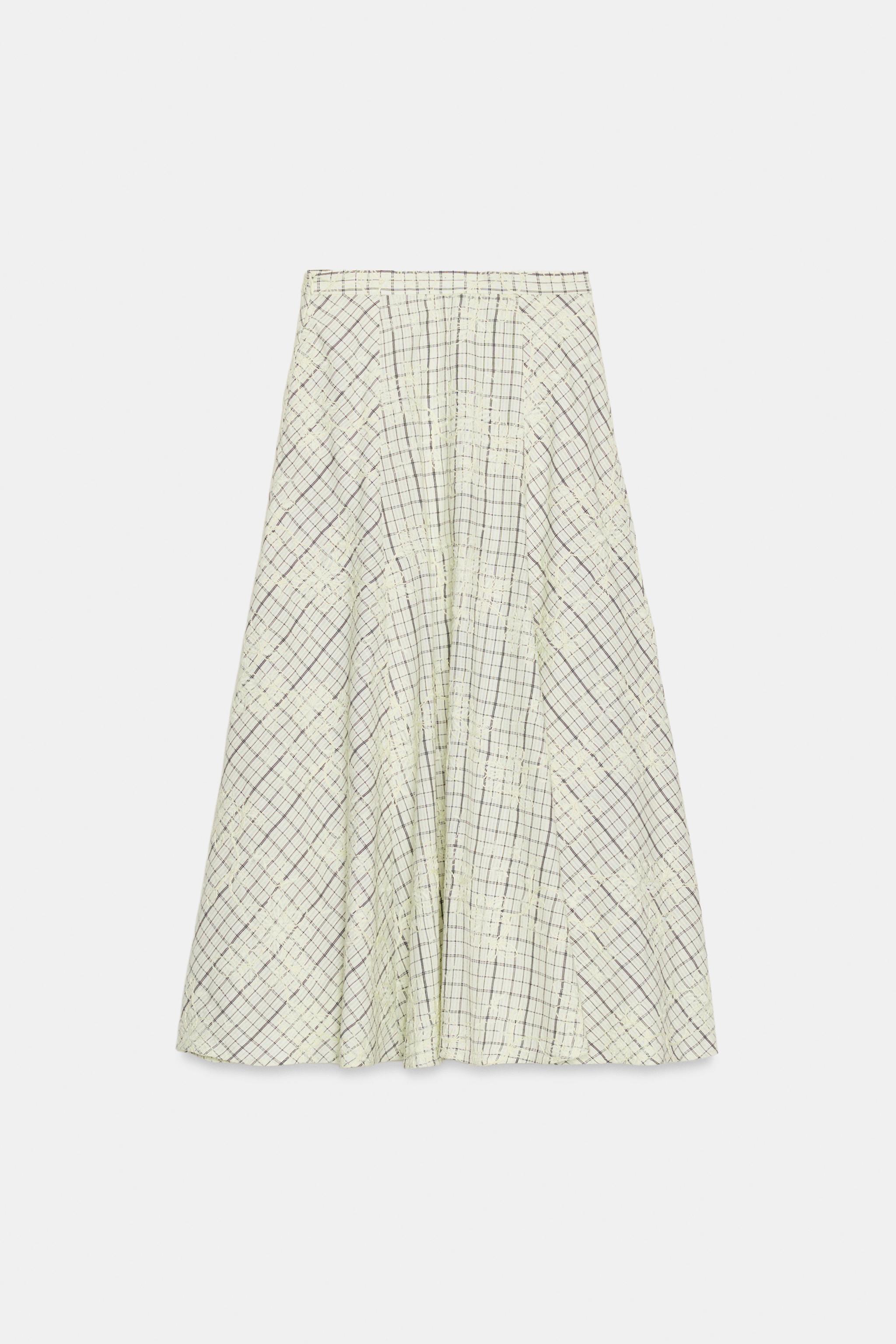 JUPE À CARREAUX BRODÉS AVEC LACETS