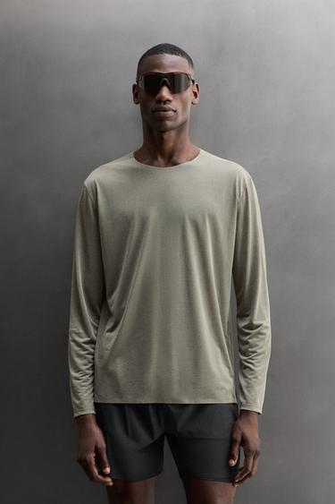 Zara LIGHTWEIGHT RUNNING SHIRT - Green marl