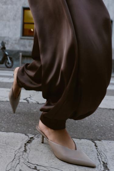 PANTALON BLOUSANT SATINÉ - Marron de Zara - Image 6