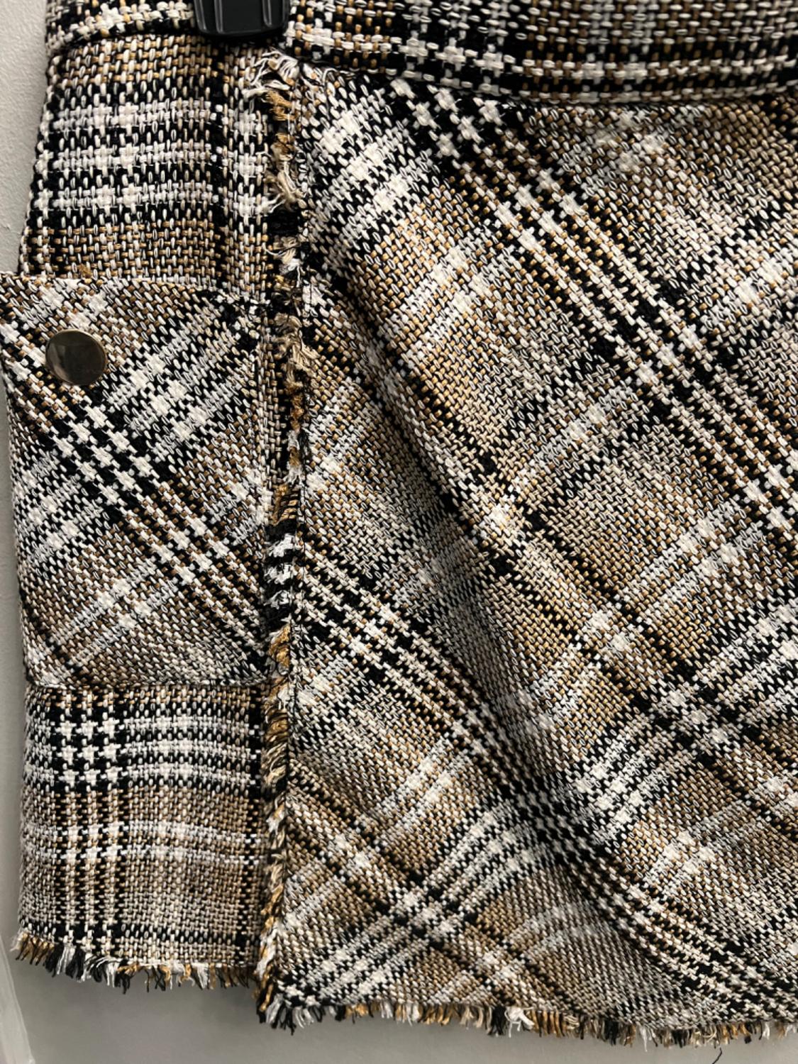 TWEED MINI SKIRT - Image 3
