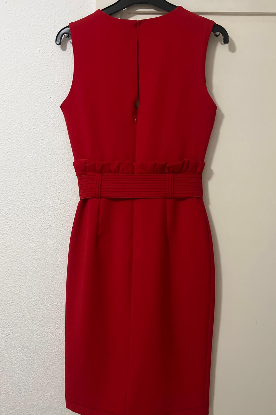 VESTIDO AJUSTADO CINTURÓN - Image 3