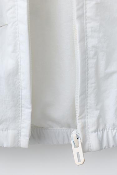 LIGHTWEIGHT RAINCOAT WITH SLOGAN - Black / White by Zara - Image 3