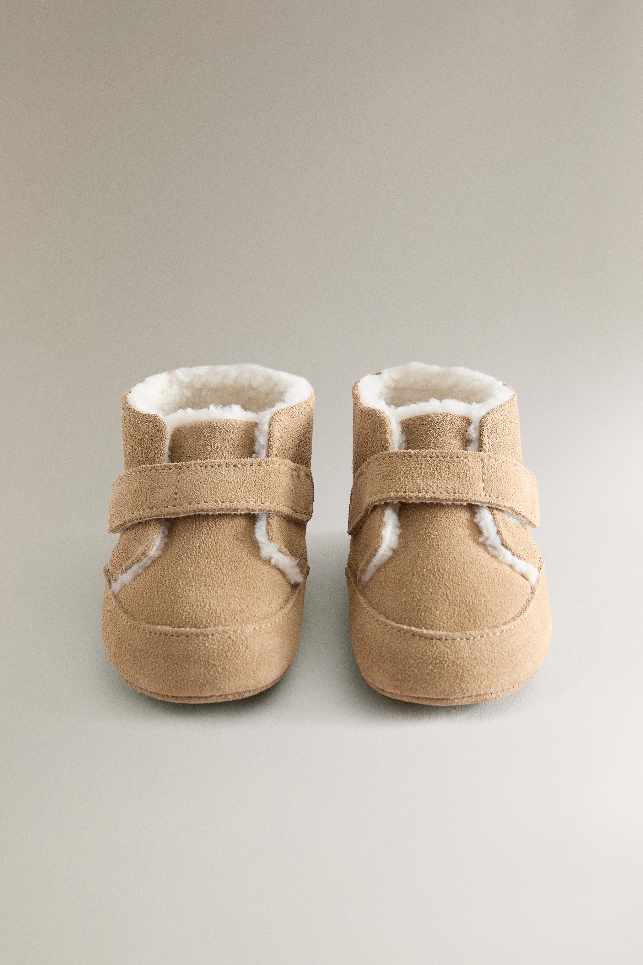 WARM LEATHER BOOTIES