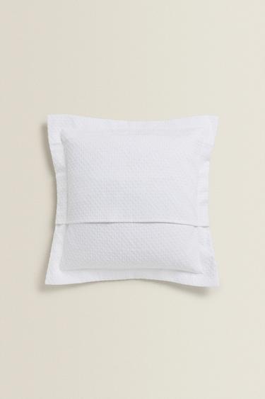 CUSHION COVER WITH POLKA DOT DESIGN - White by Zara - Image 3