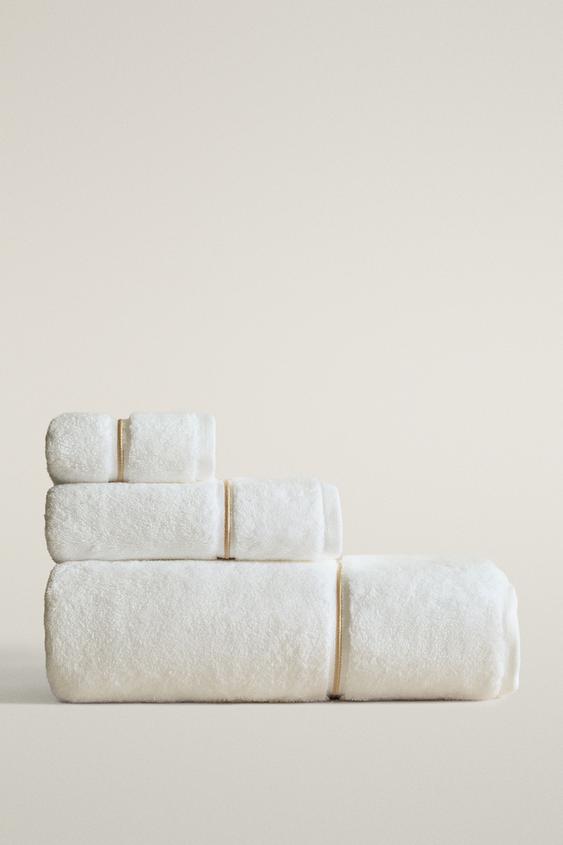 SCALLOPED EMBROIDERED BATH TOWEL - Beige by Zara - Image 0