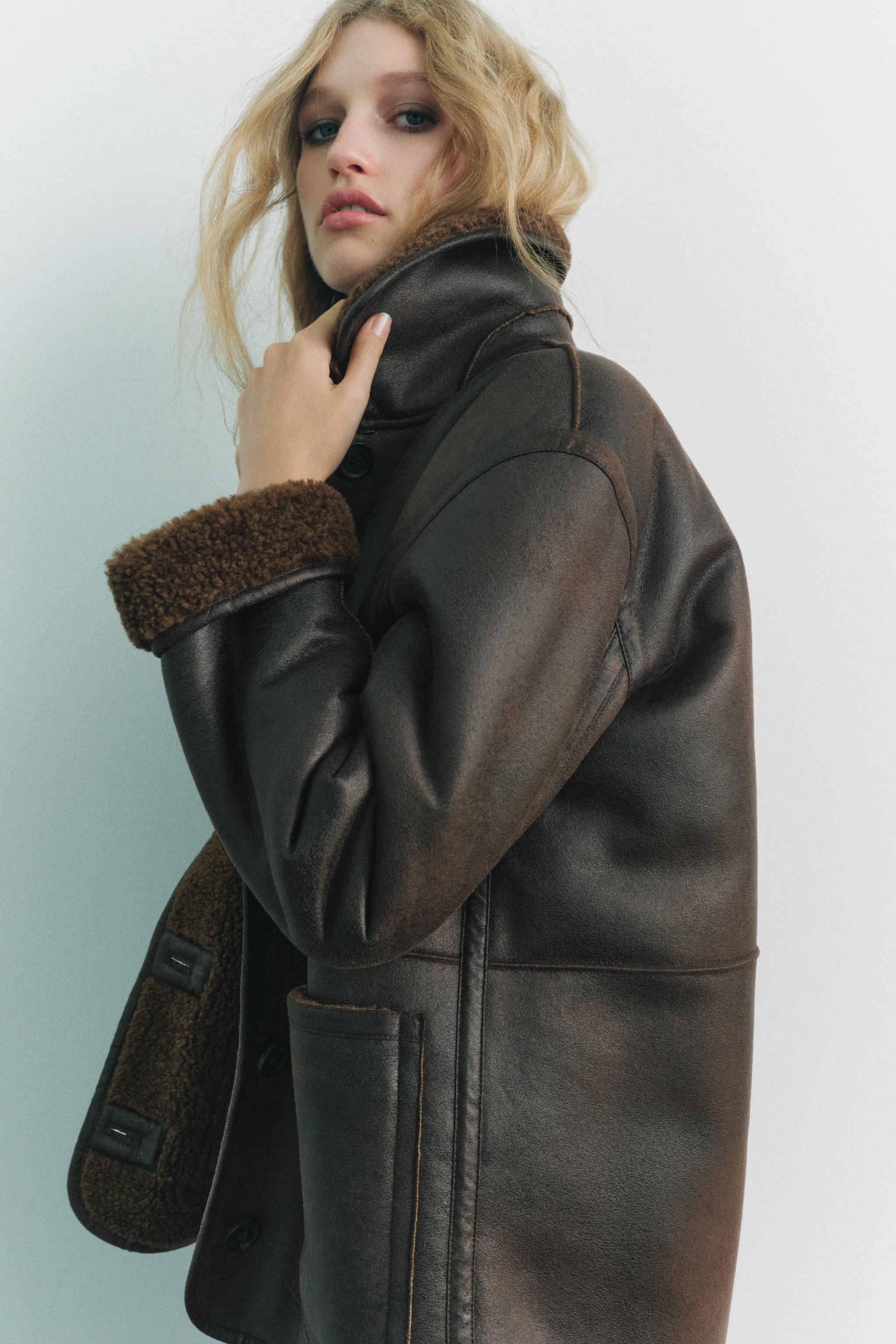 Black shearling jacket zara hotsell