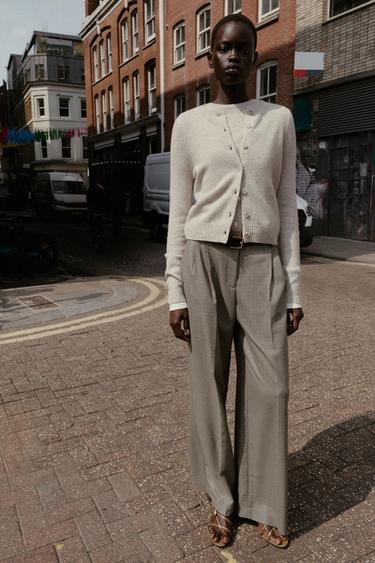 جاكيت 100% صوف بأكمام طويلة - رملي /فيجوريه الخاص بـ Zara