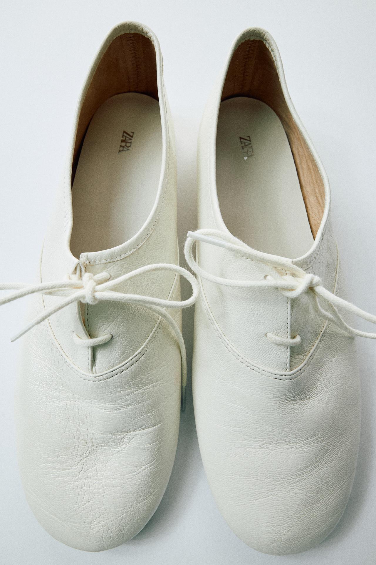 LEATHER LACE-UP LOAFERS — Off White