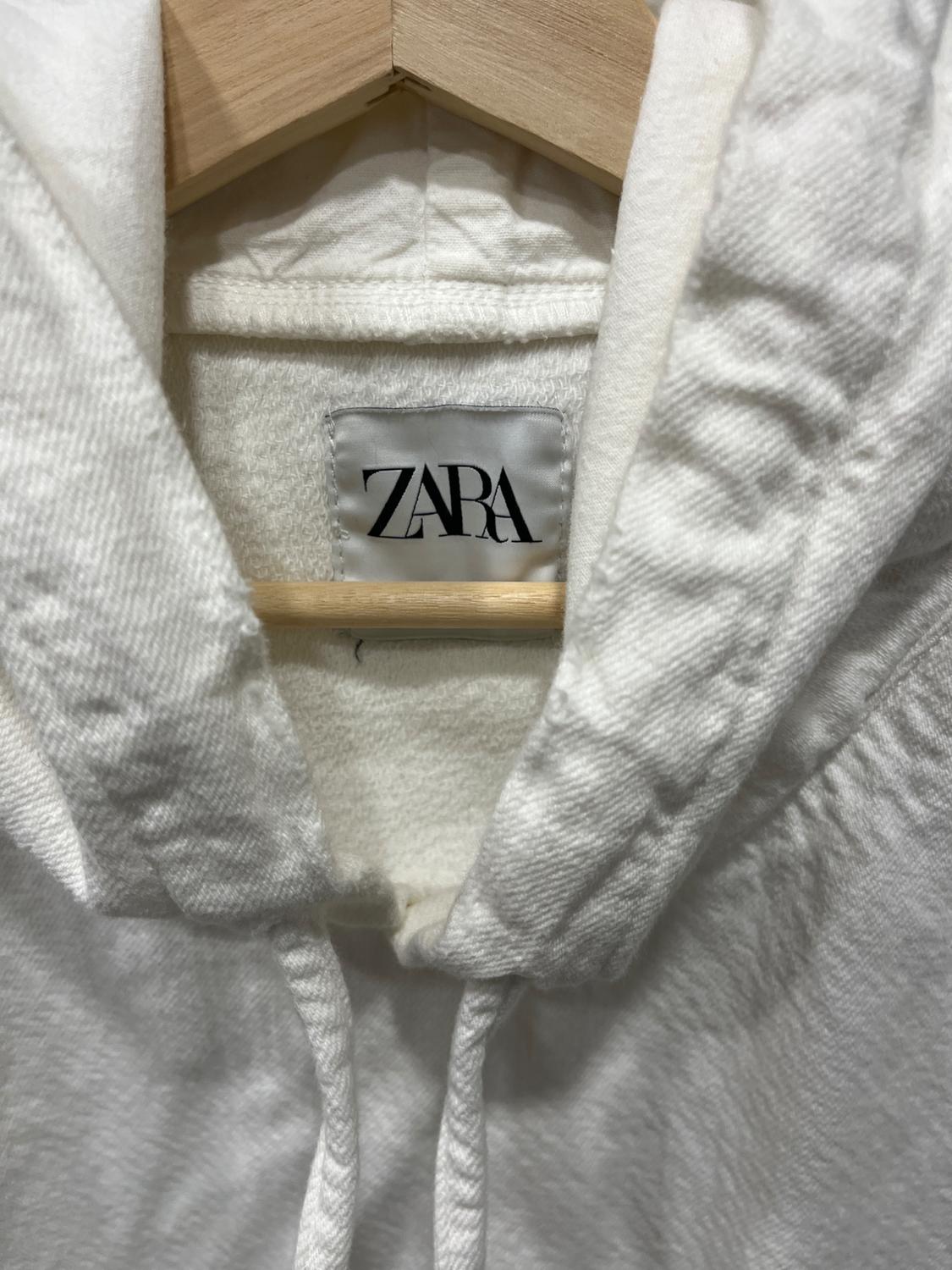 TEXTURED HOODIE SWEATSHIRT - Image 4