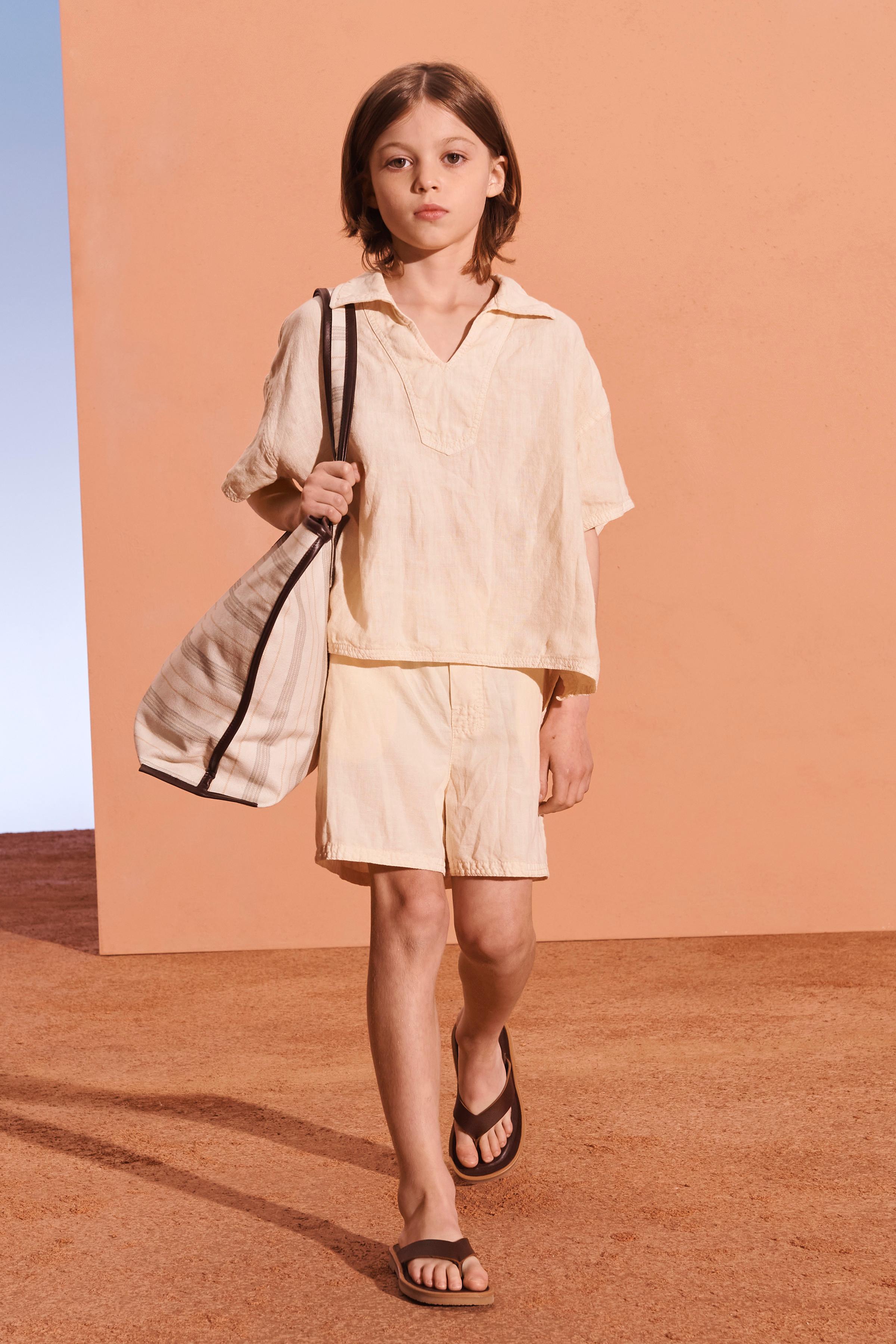 ★カジュアルスタイルに【 CHANEL 】バミューダ パンツ NTRL SHRT - ストーン | ZARA Japan / 日本