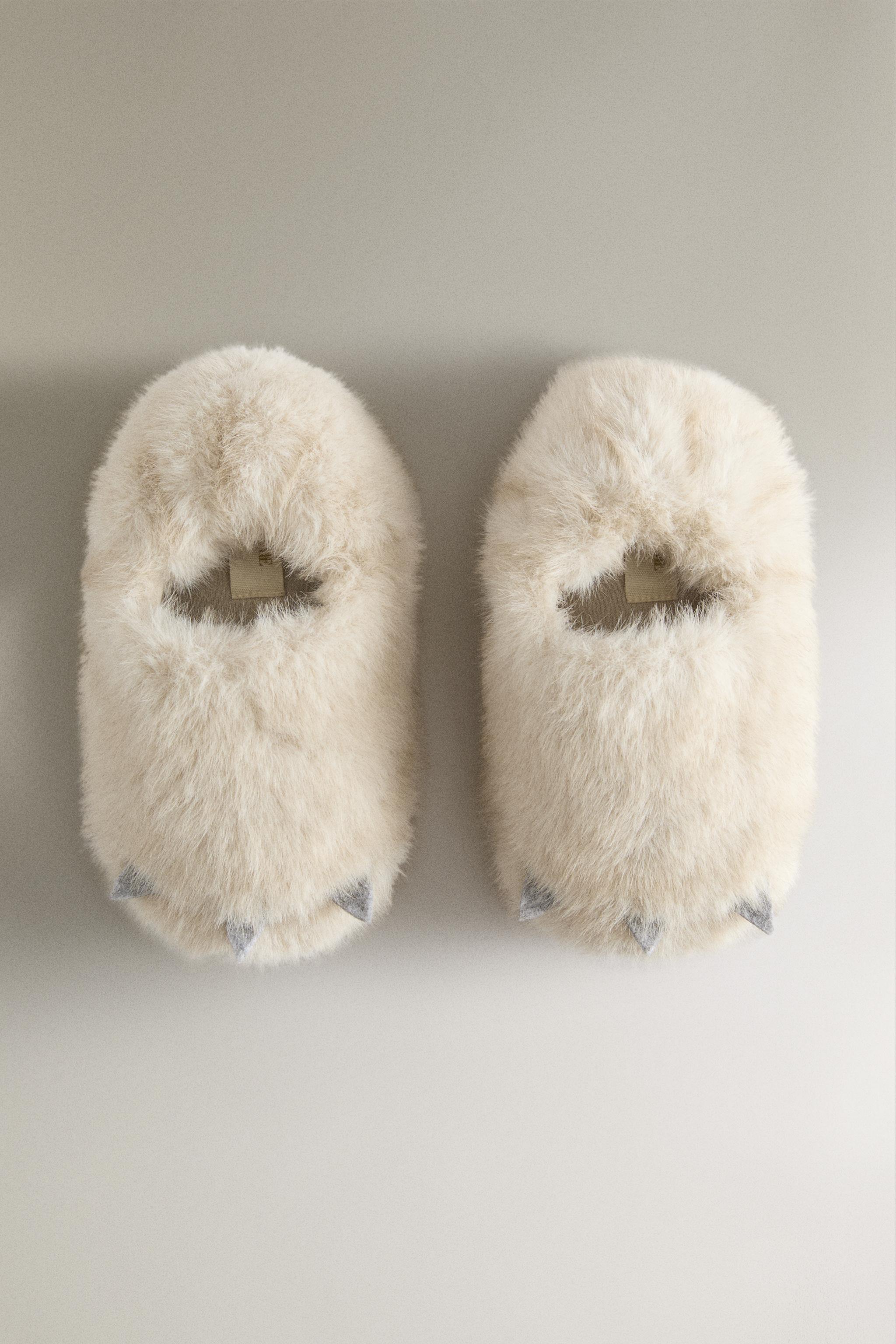 PAW SLIPPERS