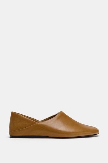 SLIPPERS EN CUIR SOFT ÉDITION LIMITÉE - Marron de Zara