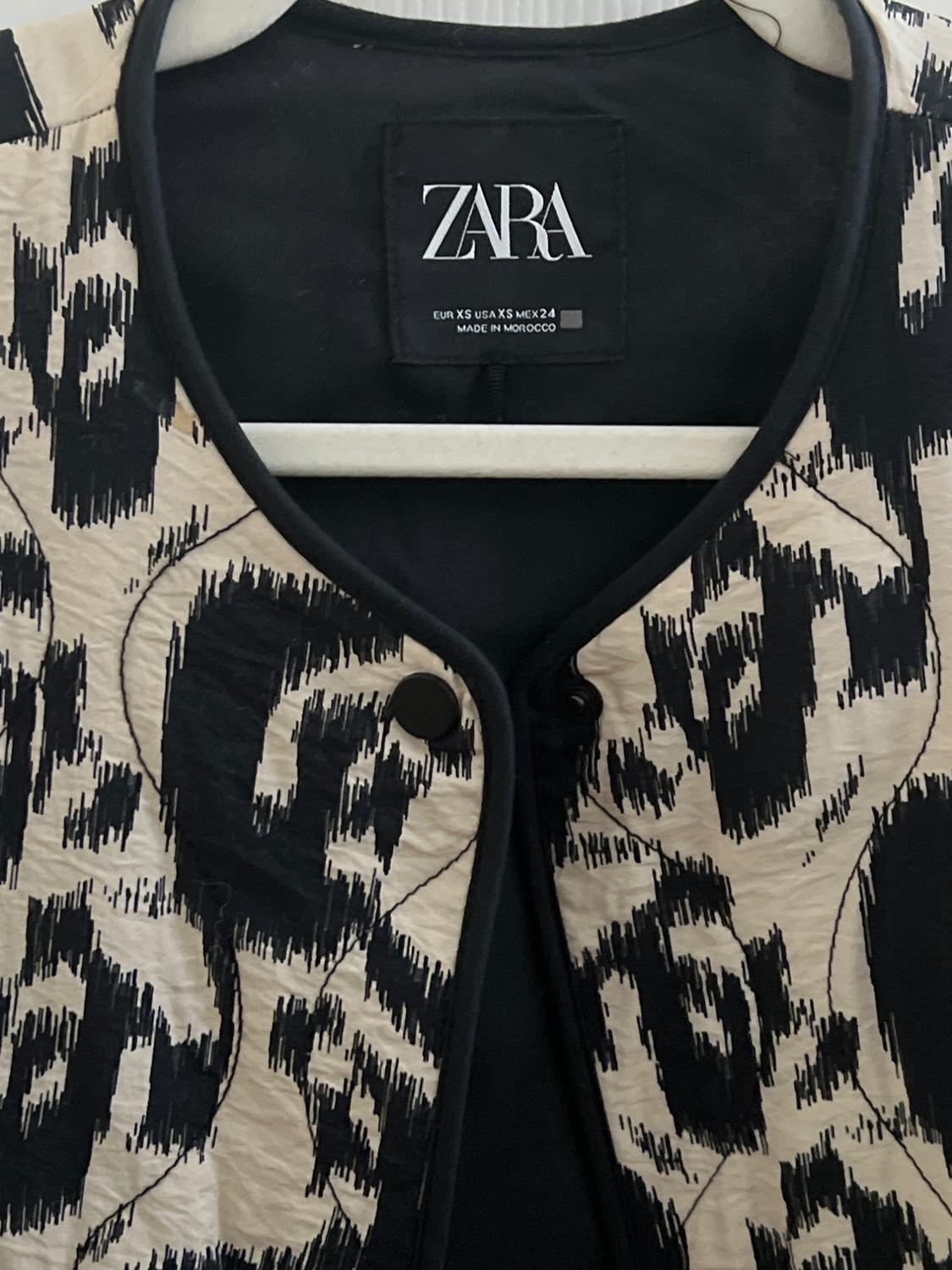 ANIMAL PRINT PUFFER JACKET - Image 2