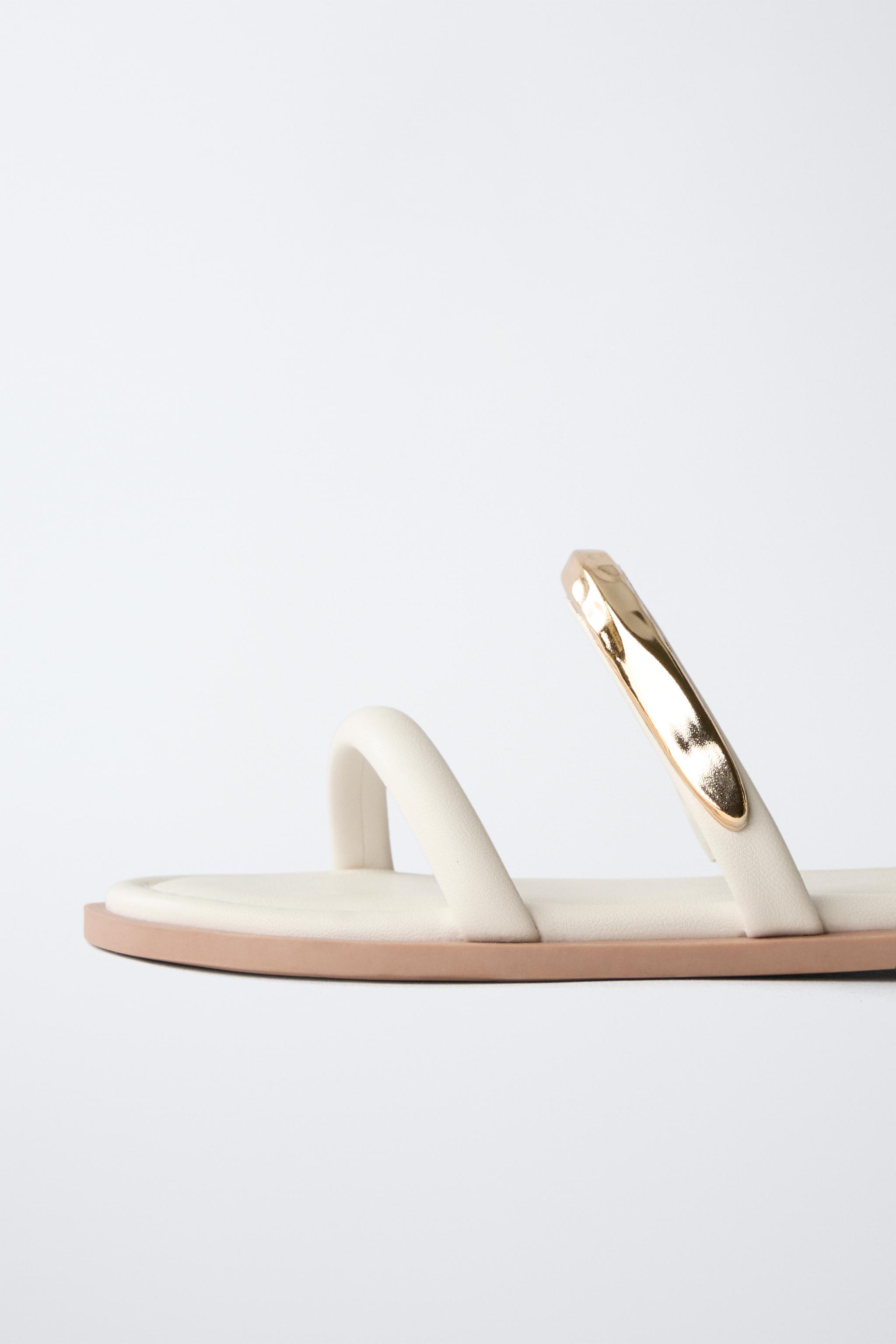 METALLIC STRAP SANDALS