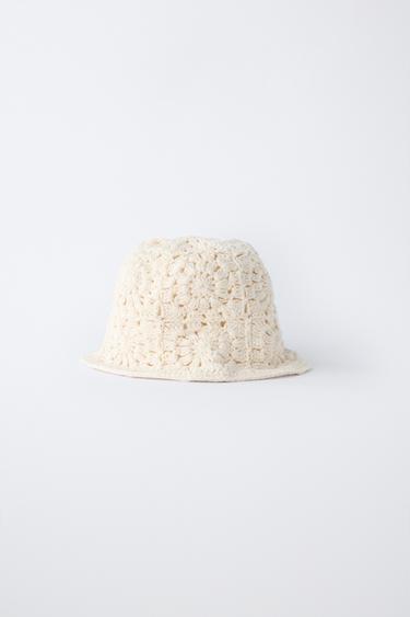 REVERSIBLE CROCHET FLOWER BUCKET HAT - Ecru by Zara - Image 0