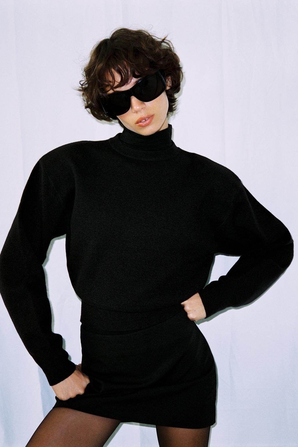 SHOULDER PAD JUMPER