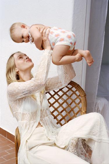 KNIT ROMPER WITH CROCHET FLOWERS - Ecru by Zara