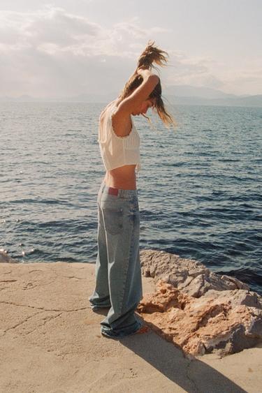 JEANS Z1975 WIDE LEG MIT MITTELHOHEM BUND UND SEITENNAHT - Mittelblau von Zara