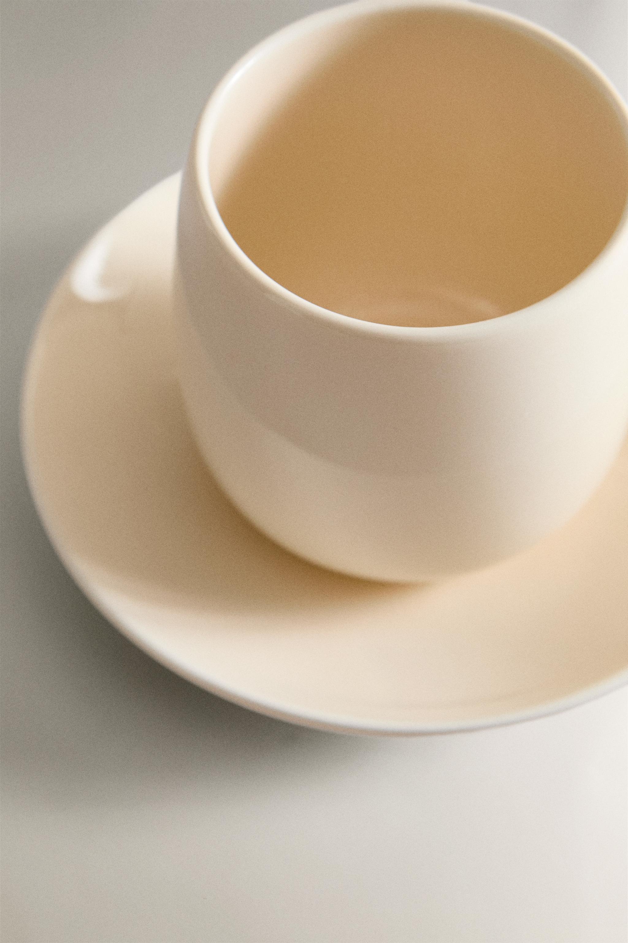 PLAIN STONEWARE COFFEE CUP