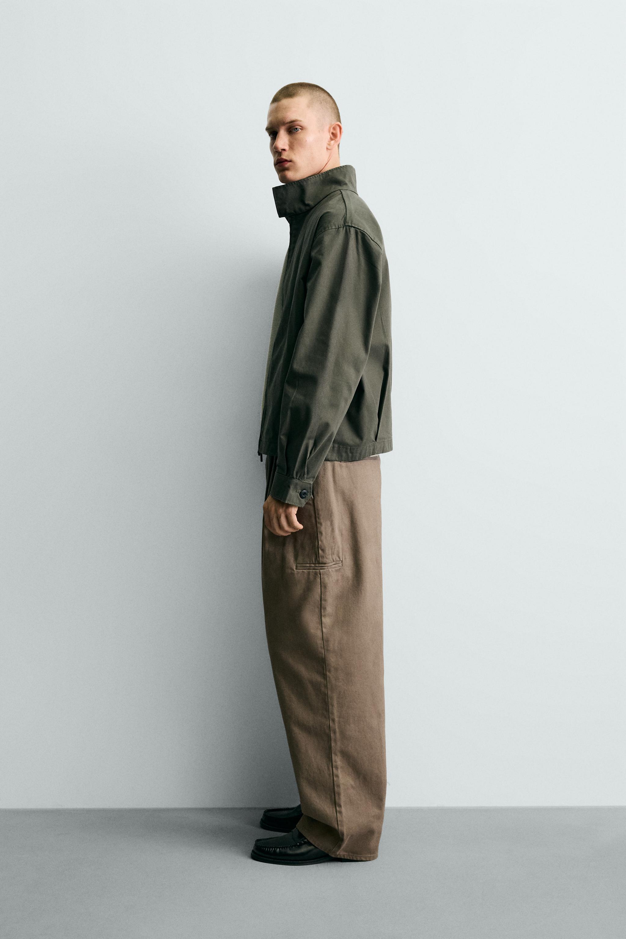 CROPPED FIT ZIPPER JACKET