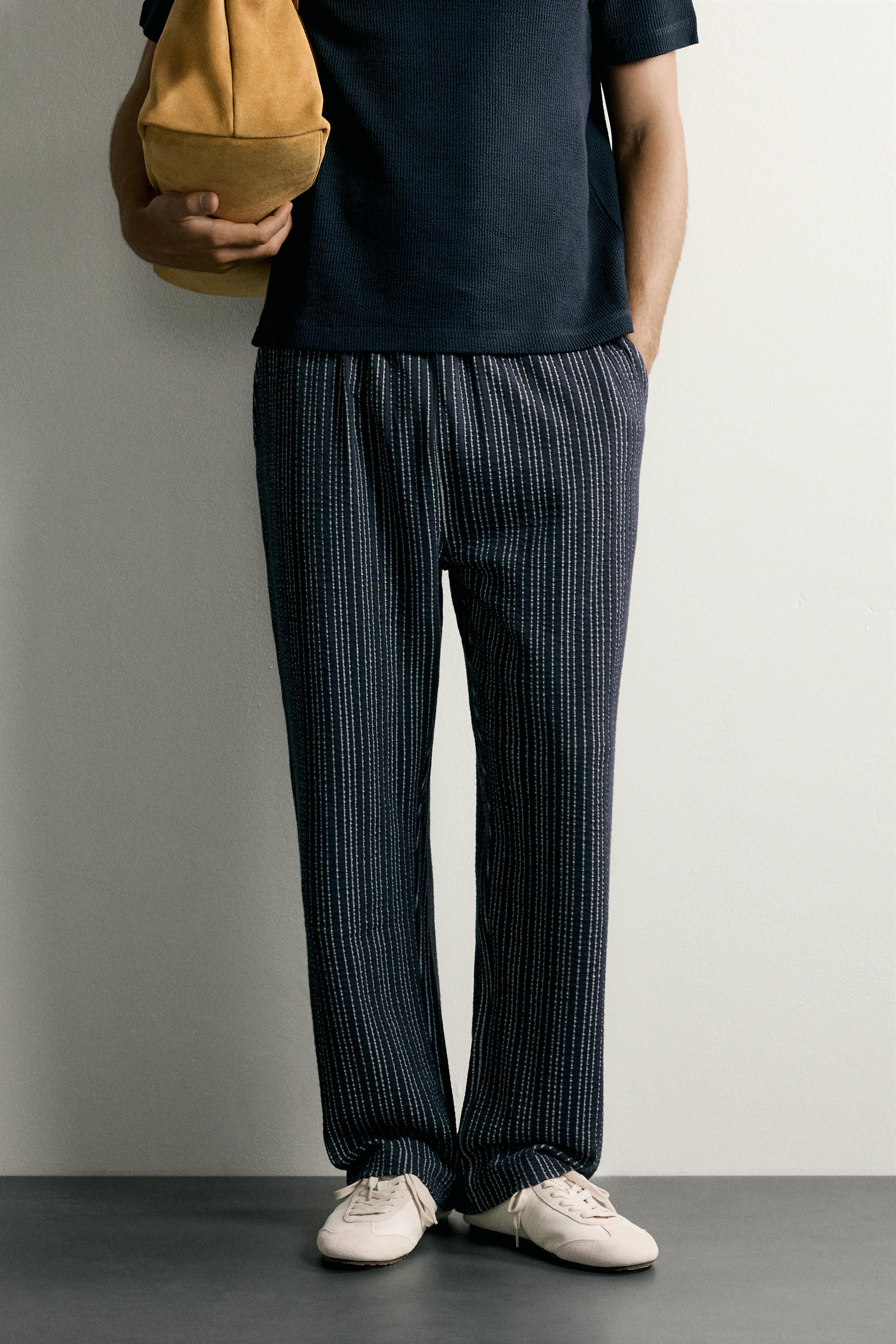 CONTRAST SEERSUCKER RELAXED FIT PANTS — Navy / White