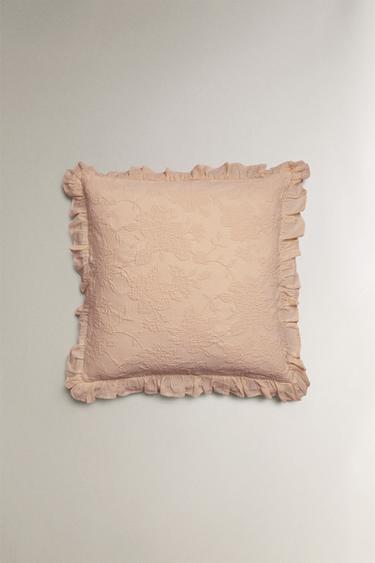 JACQUARD CUSHION COVER WITH RUFFLE - Pink by Zara