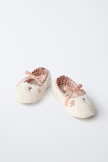CHAUSSONS DE MAISON NOËL - Blanc écru de Zara - Image 2