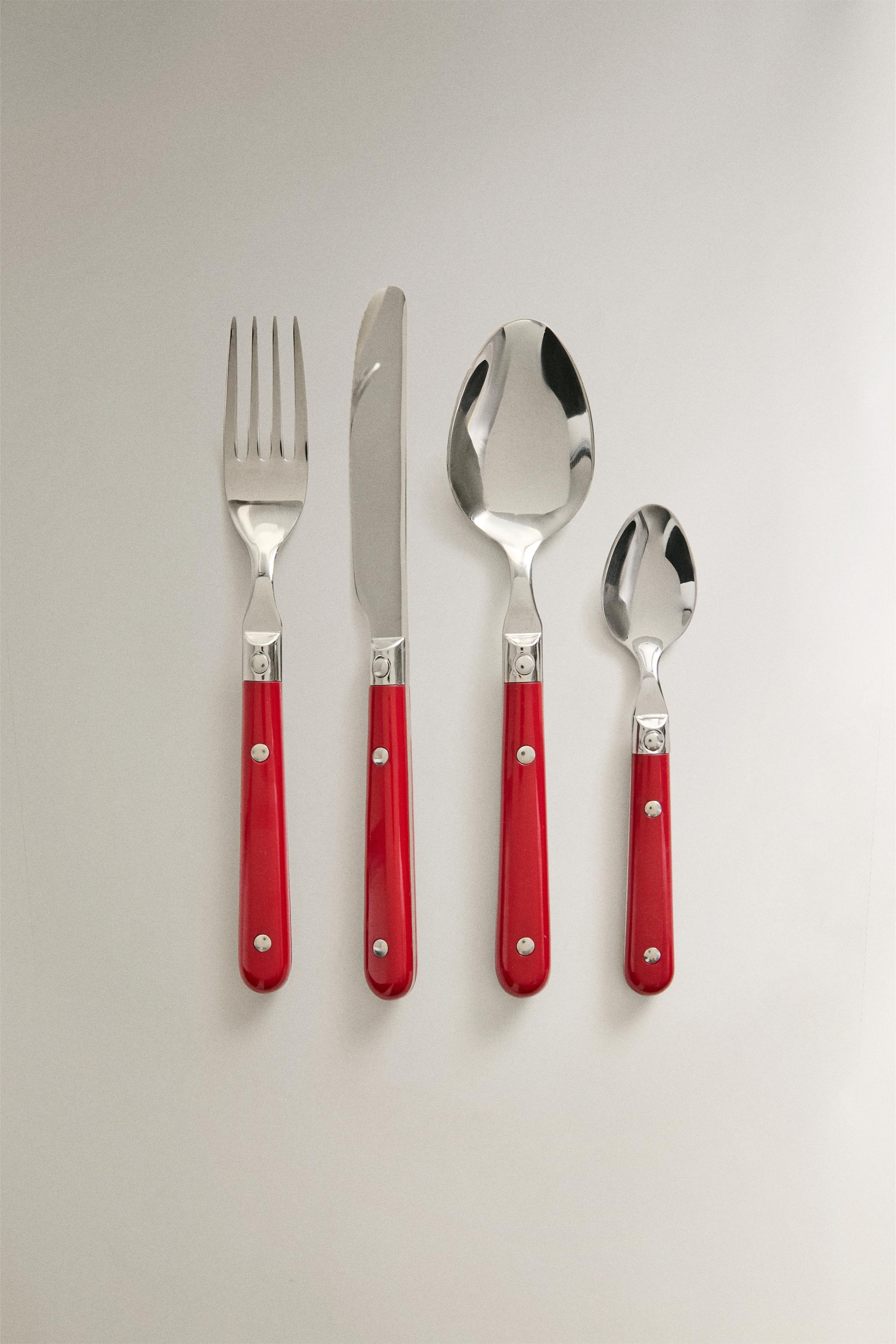 CUTLERY SET WITH RED HANDLE (SET OF 4) — Red