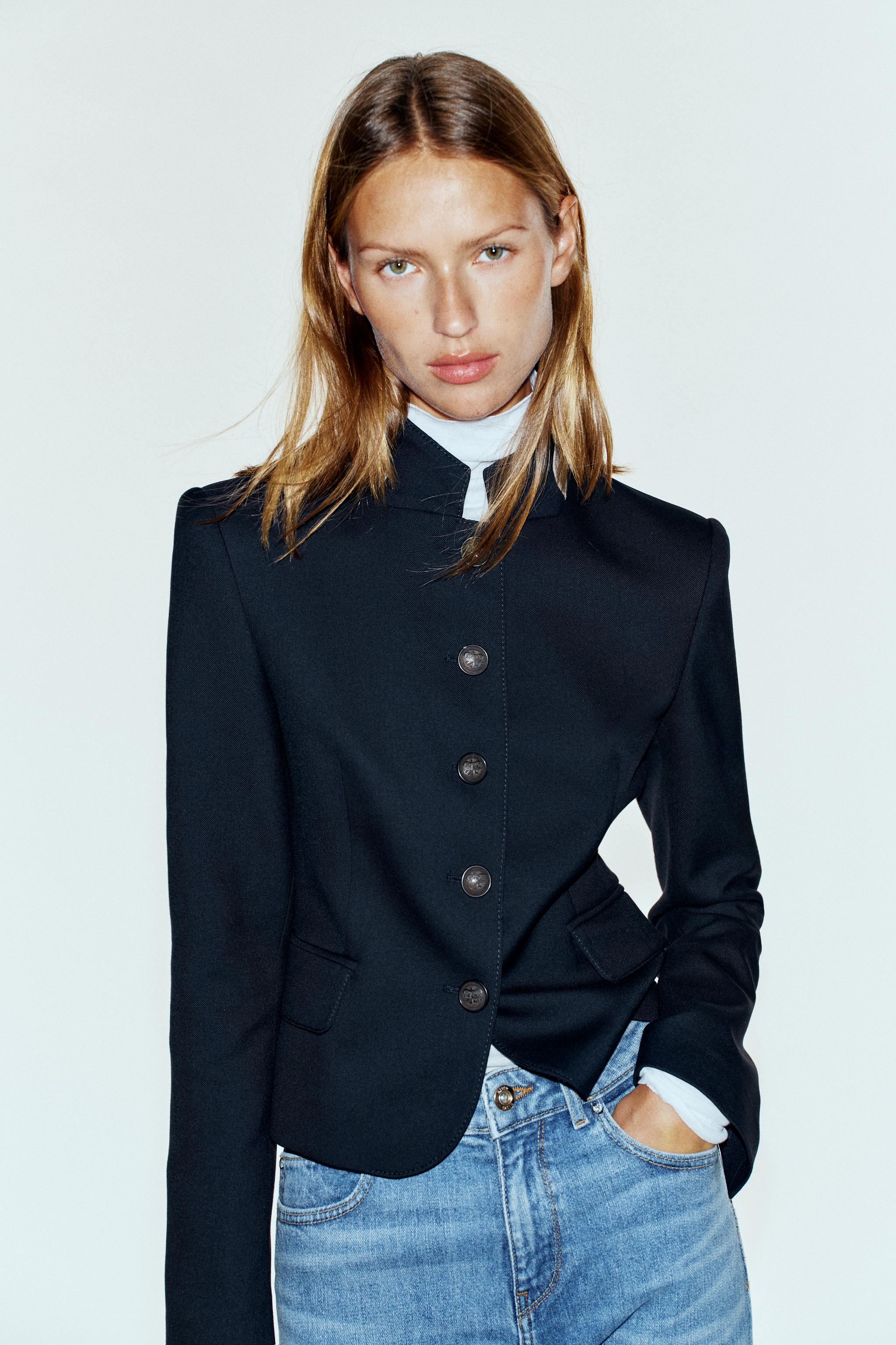 CONTRAST COLLAR BLAZER