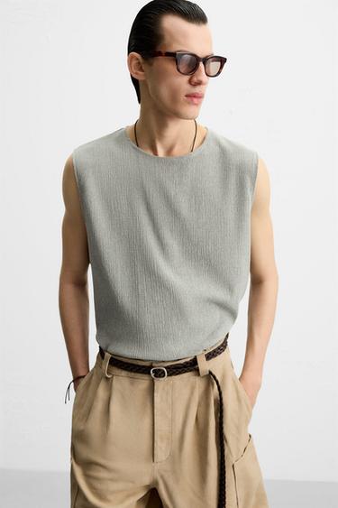 T-SHIRT TANK RELIEF - Vert gris de Zara - Image 5