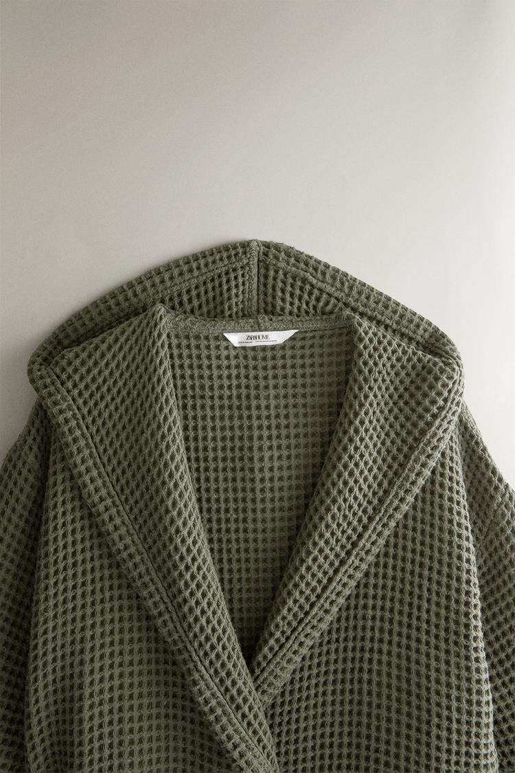 WAFFLE-KNIT COTTON BATHROBE — Dark bottle green