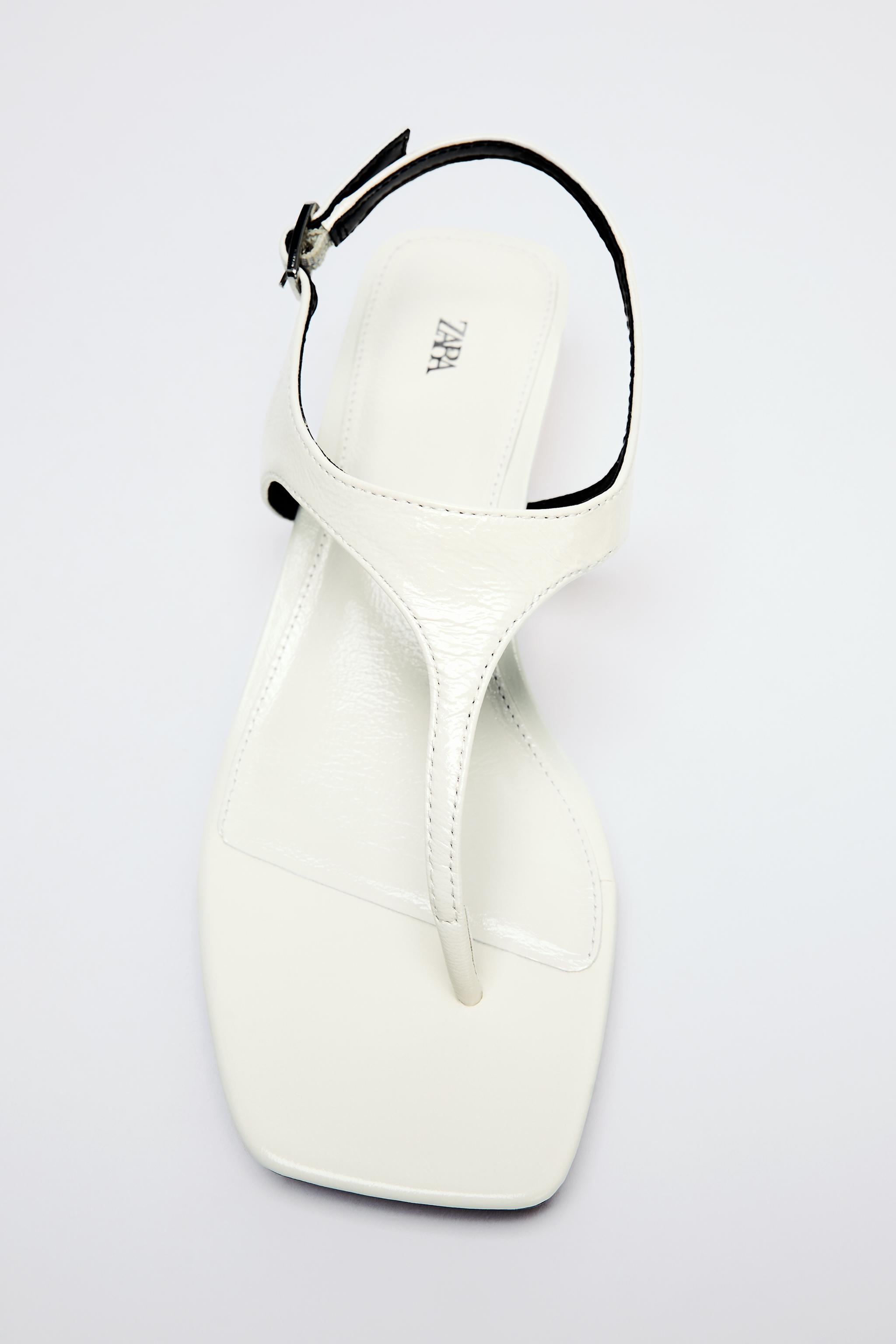 LEATHER STRAP SANDALS WITH BUCKLE