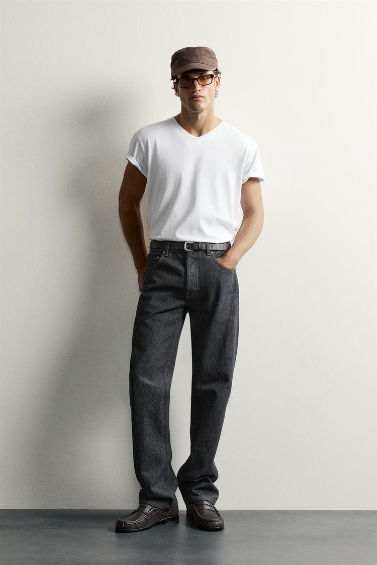 STRAIGHT-LEG LOW-RISE JEANS