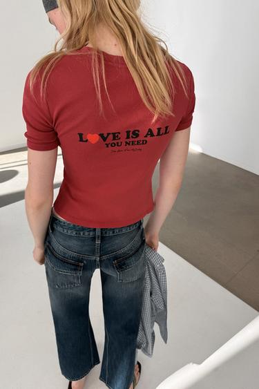 Zaras T-SHIRT MED TEXT FRAM - Röd