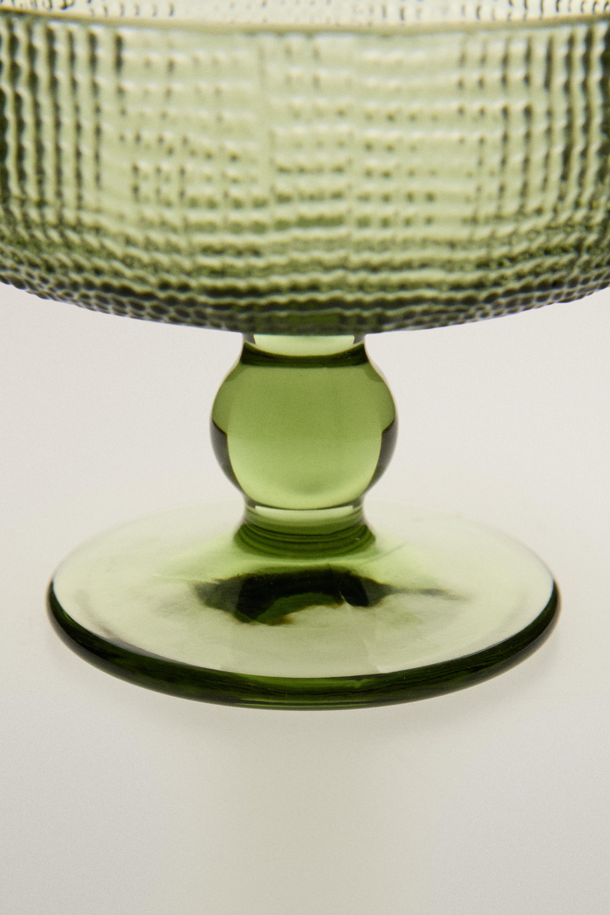 EMBOSSED GLASS ICE-CREAM CUP