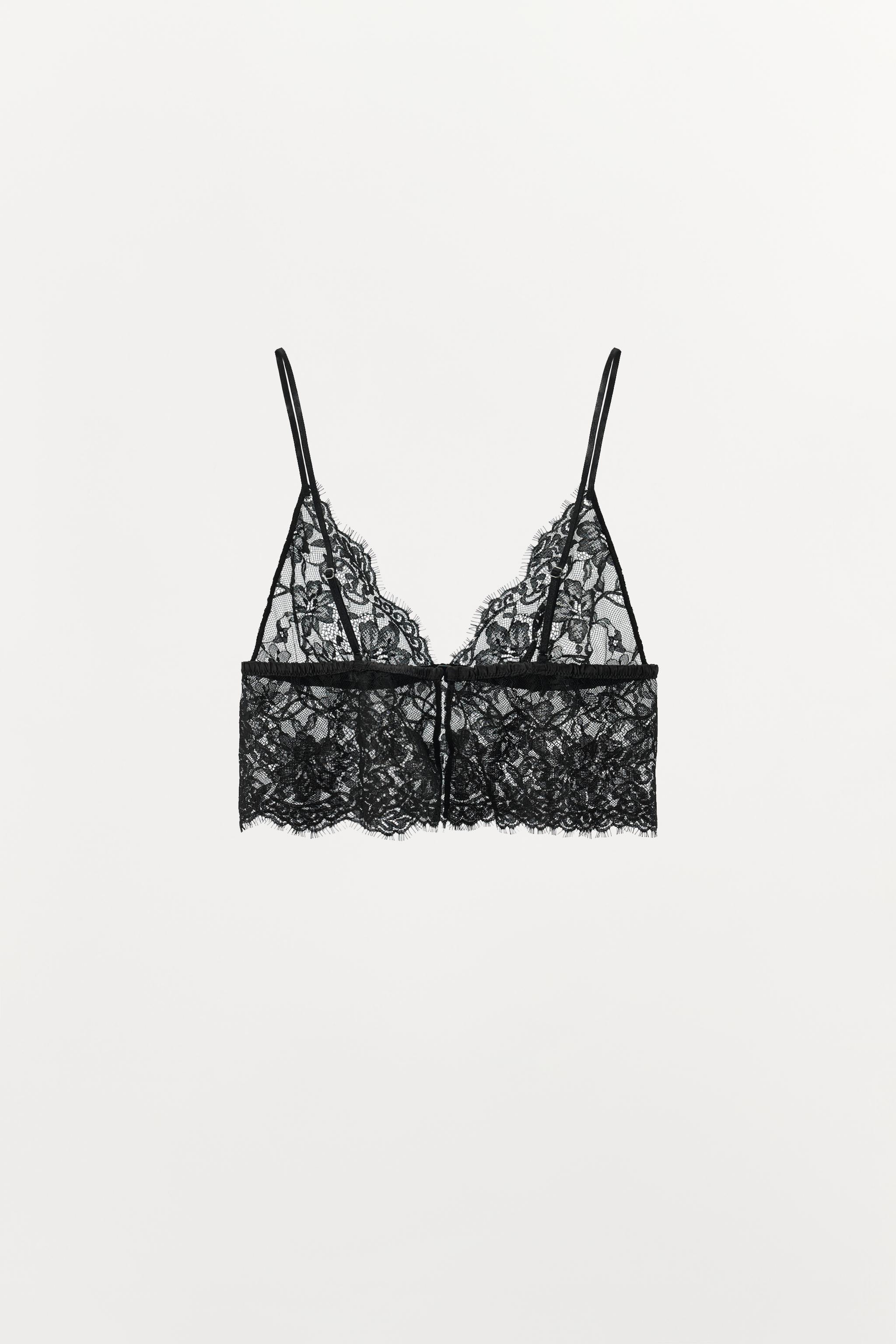 LACE TRIANGLE BRALETTE
