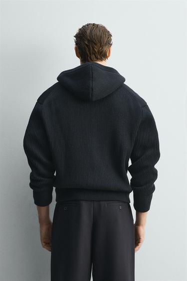 GILET À CAPUCHE EN MAILLE LIMITED EDITION - Bleu marine de Zara - Image 2