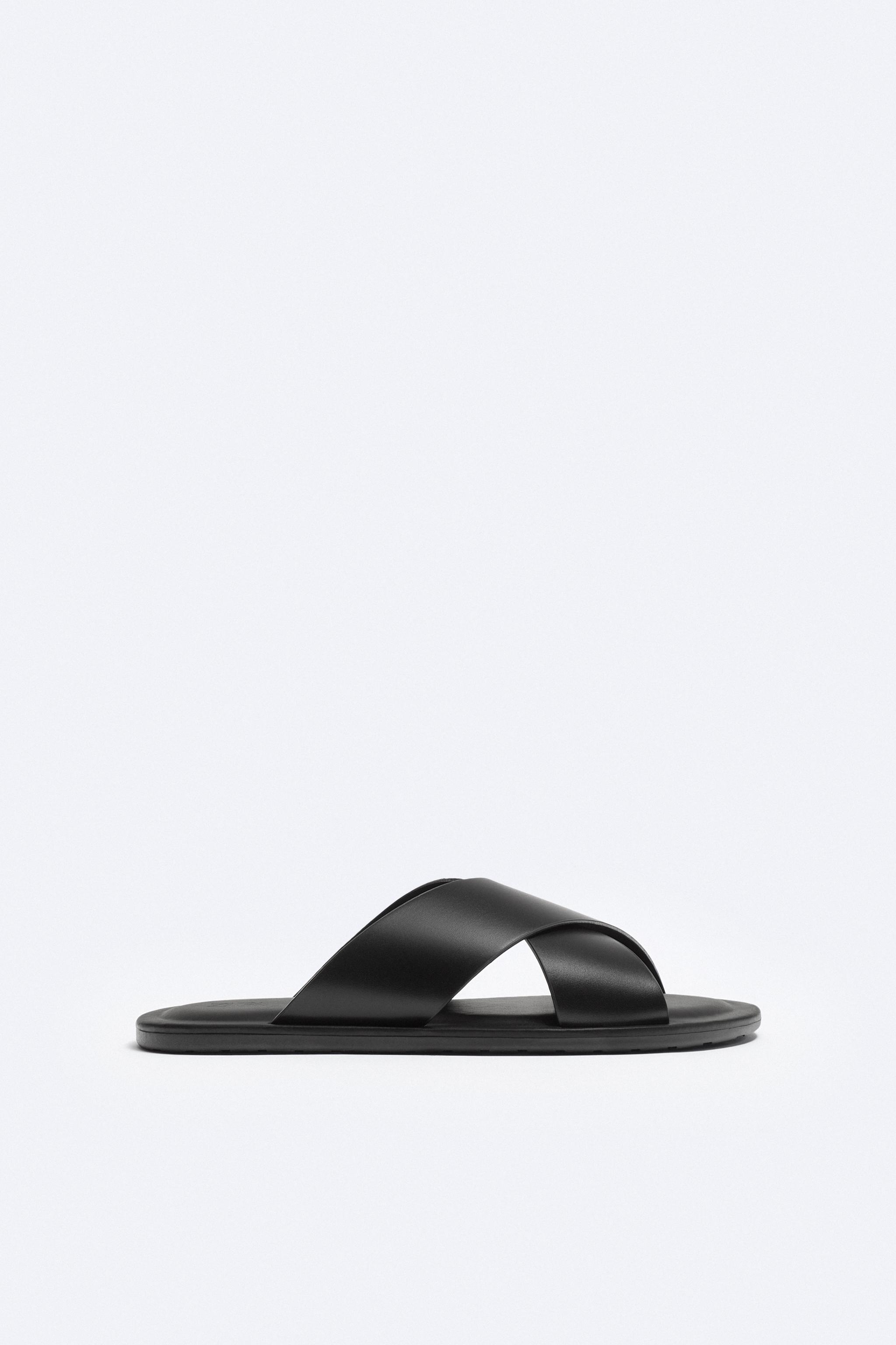 Men s Sandals Explore our New Arrivals ZARA India