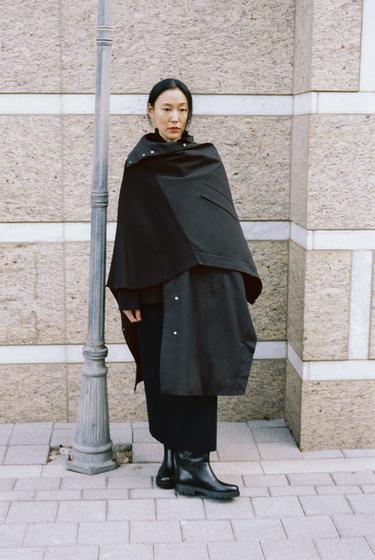 ZW COLLECTION LIMITED EDITION WOOL BLEND CAPE - Dark navy by Zara