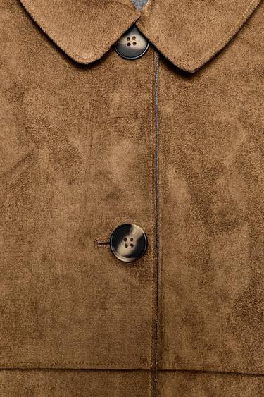 CHAQUETA CORTA EFECTO ANTE - Tostado de Zara