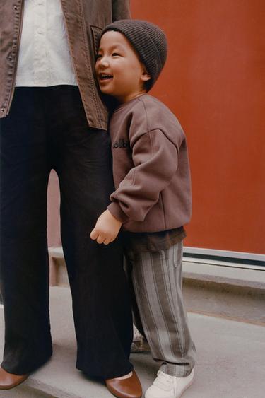 EMBROIDERED SLOGAN SWEATSHIRT - Brown by Zara