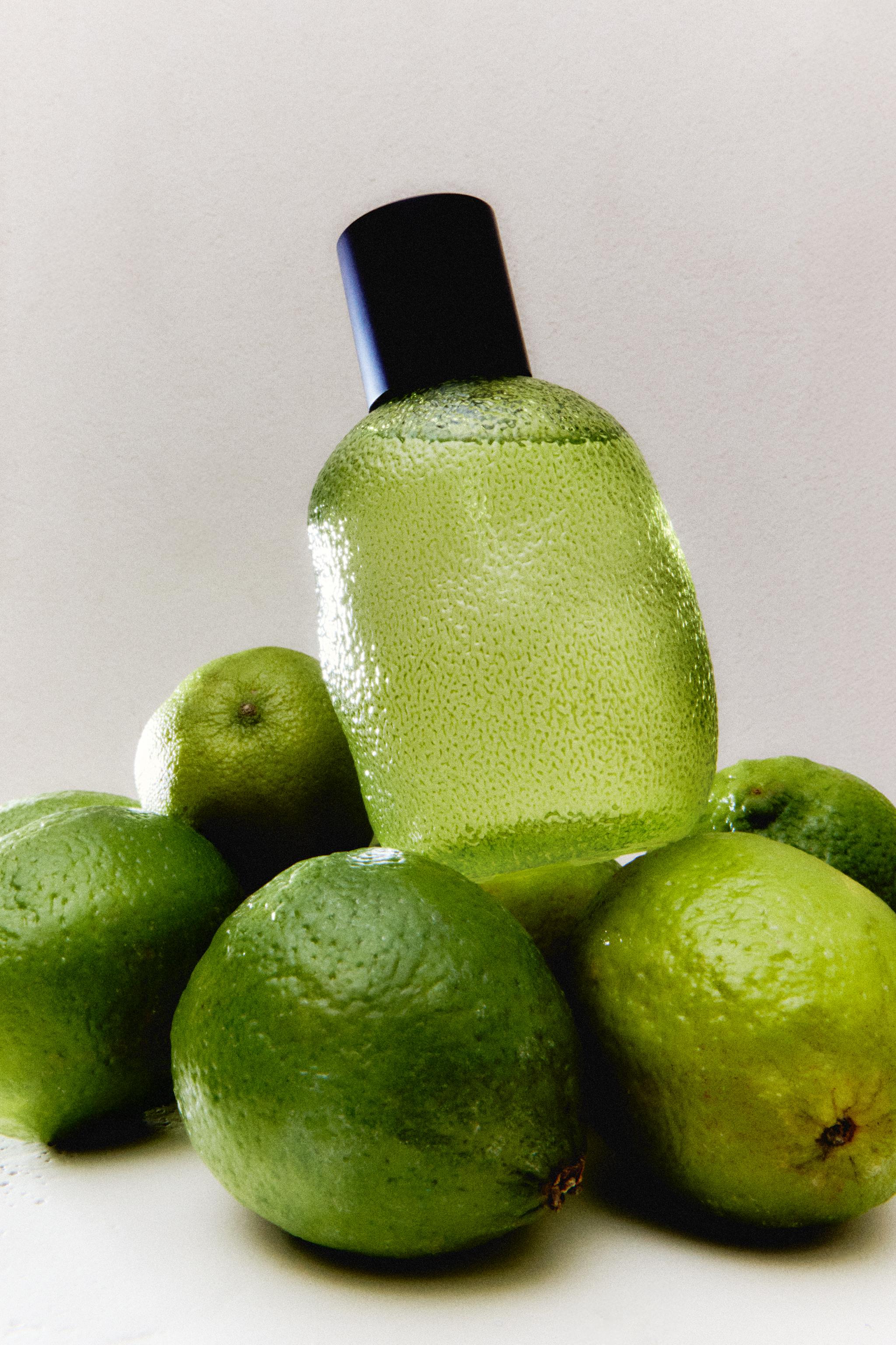 (190 ML) BERGAMOT & SANDALWOOD FABRIC FRESHENER SPRAY — Ecru / Green