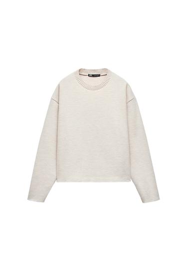 SOFT SWEATER