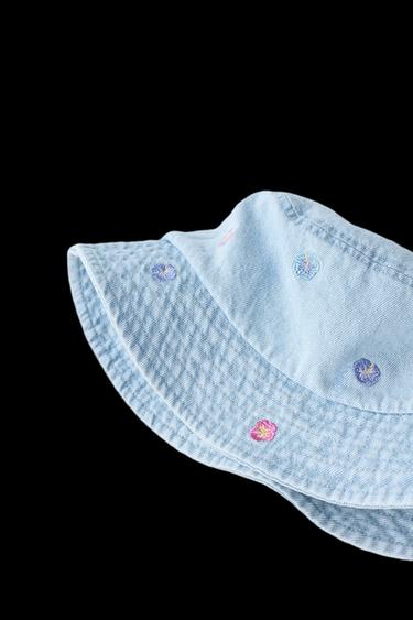Zara EMBROIDERED FLORAL DENIM BUCKET HAT - Blue